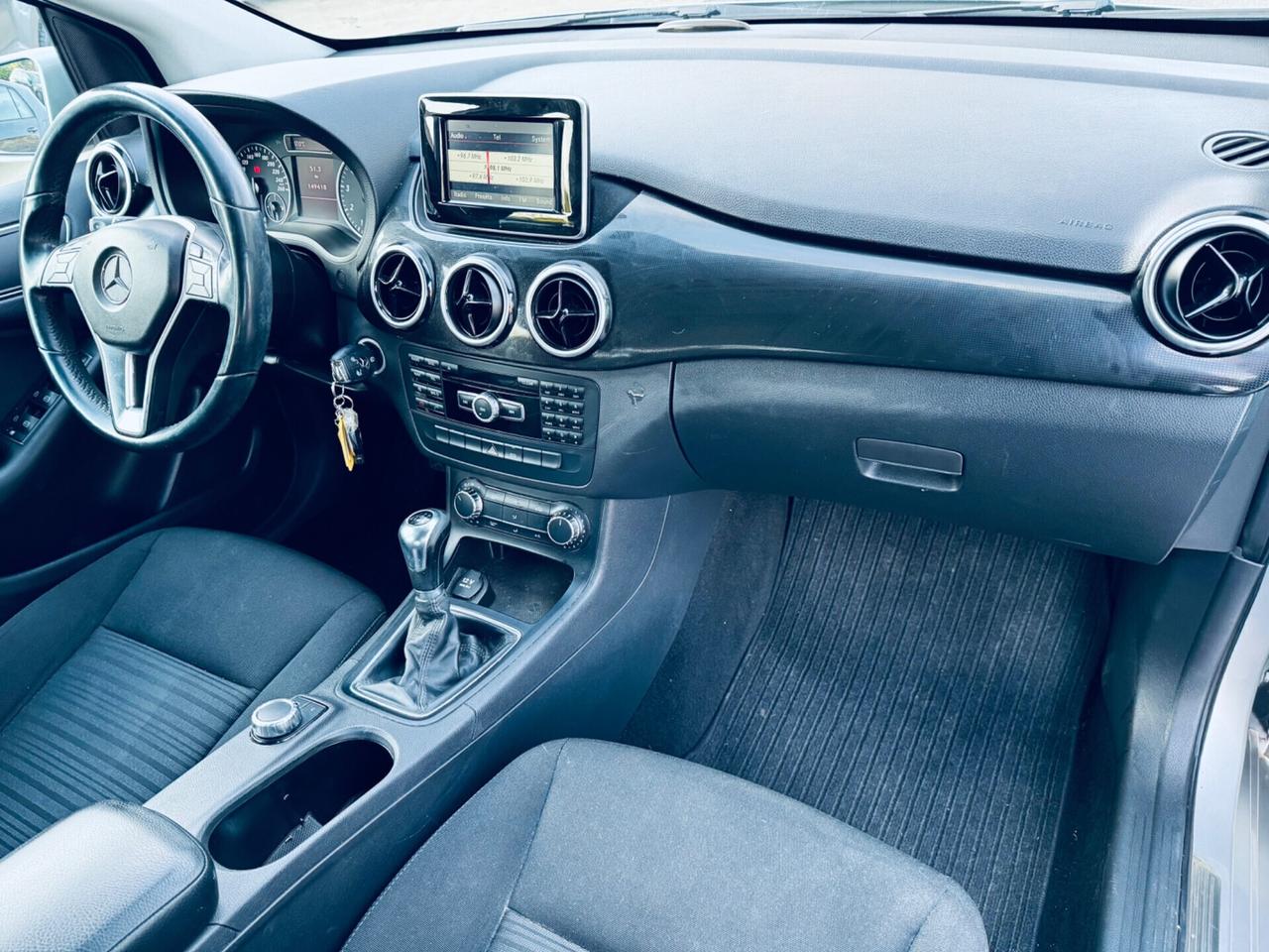 Mercedes-benz B 180 Premium ok neopatentati