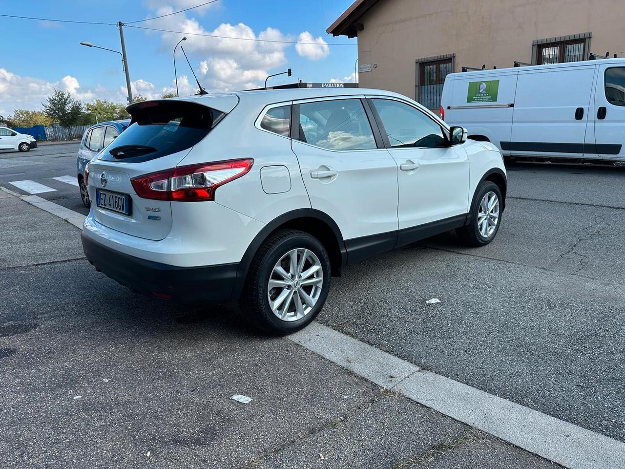 Nissan Qashqai 1.5 dCi Visia