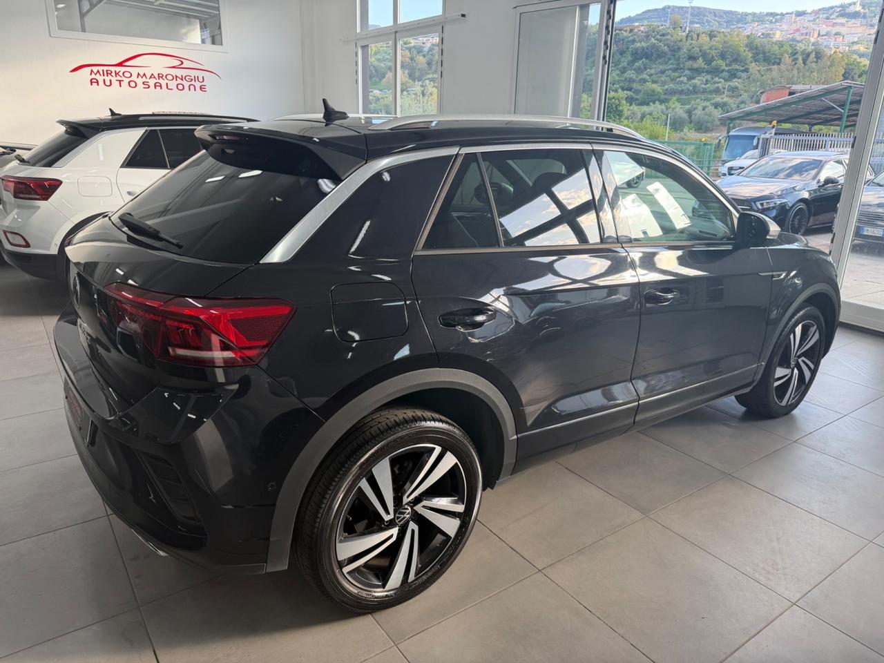 VW T-Roc 2.0 TDI SCR 150 CV DSG R-Line FINANZIABILE