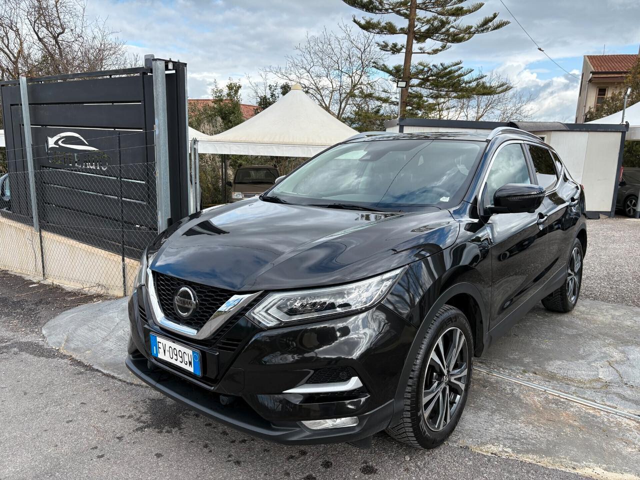 Nissan Qashqai N-tec 1.5 dCi (TETTO-NAVI-RETRO CAMERA)