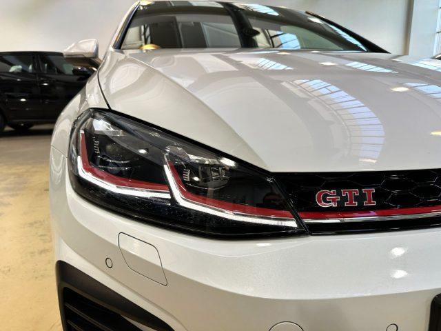 VOLKSWAGEN Golf GTI Performance 2.0 245 CV TSI DSG - 19" - LED