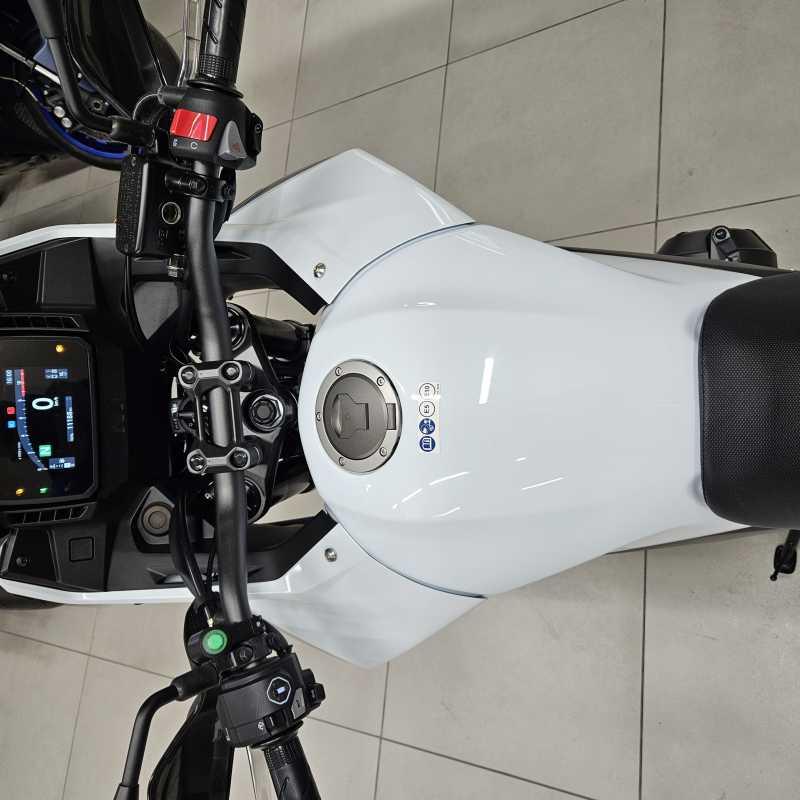 Honda NX500 - 2024