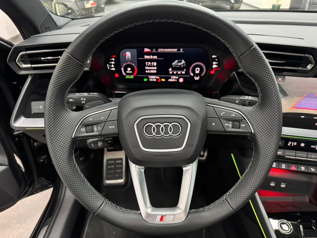 Audi A3 SPORTBACK 35 TDI S-Tronic S-line Edition