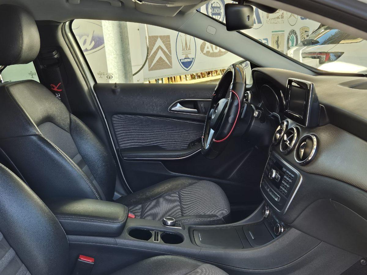 MERCEDES - Classe GLA - 200 CDI Automatic 4Matic Premium