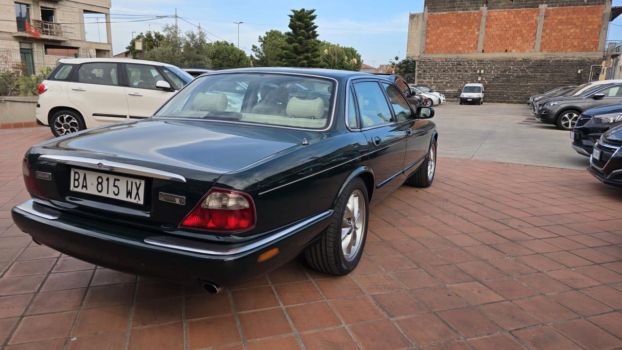 Jaguar XJ Daimler 4.0 cat Super Charged