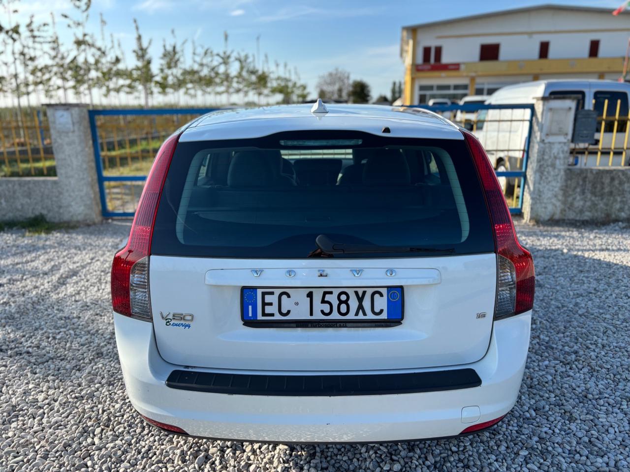 Volvo V50 1.6 POLAR
