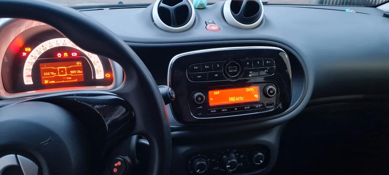 Smart ForFour 60 1.0 Black Passion