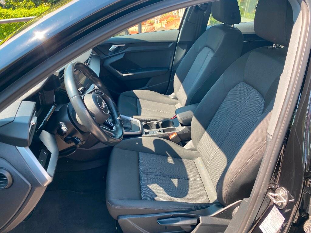 AUDI A3 4ª serie A3 SPB 30 TDI Business