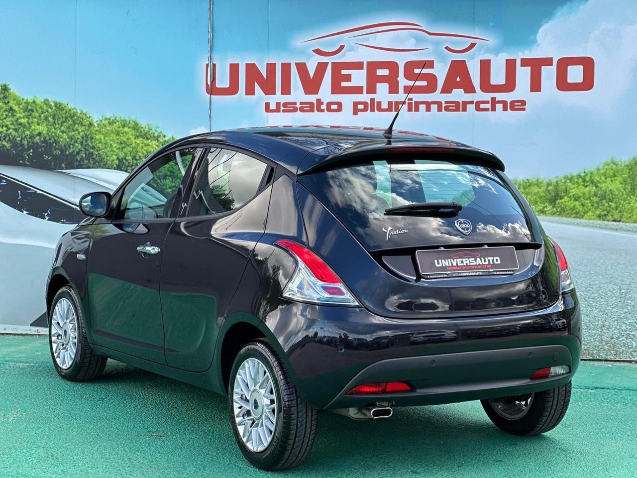 Lancia Ypsilon 1.3 MJT 95cv Gold 2014