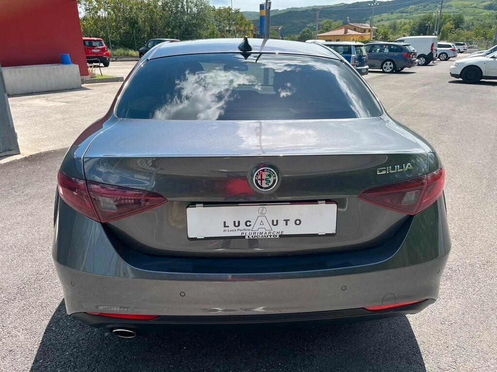 Alfa Romeo Giulia 2.2 Turbodiesel 136 CV AT8 Super