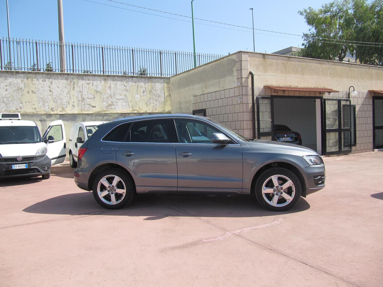 Audi Q5 2.0 TDI 170 CV quattro S tronic - AUTOMATICO