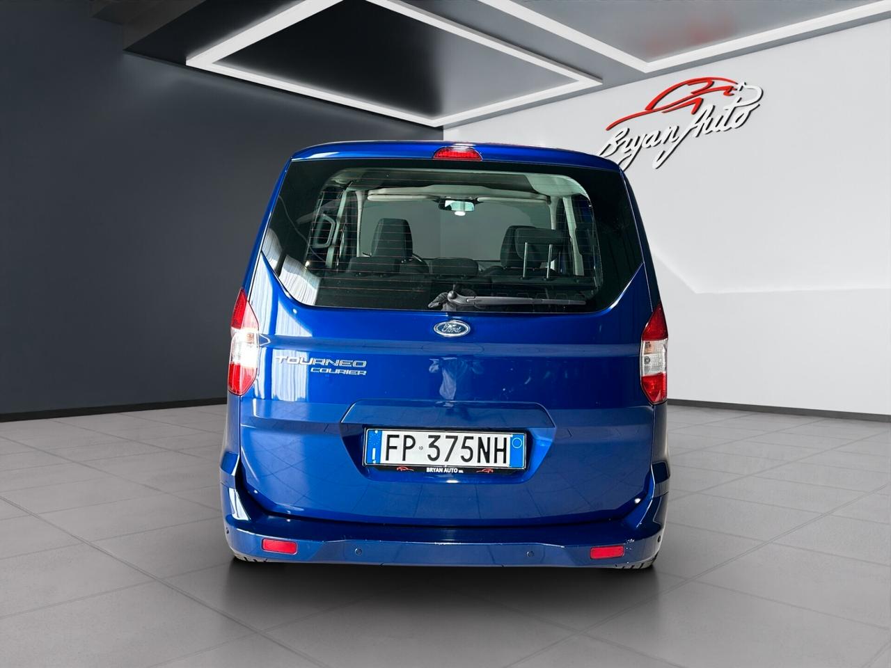 Ford Tourneo Courier 1.5 TDCI 75 CV Plus