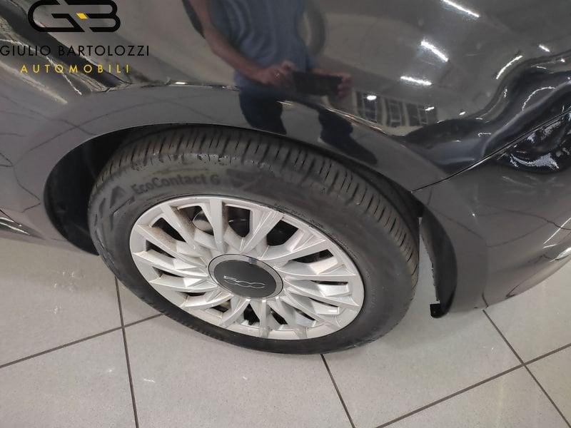 FIAT 500 500 1.0 hybrid Dolcevita 70cv