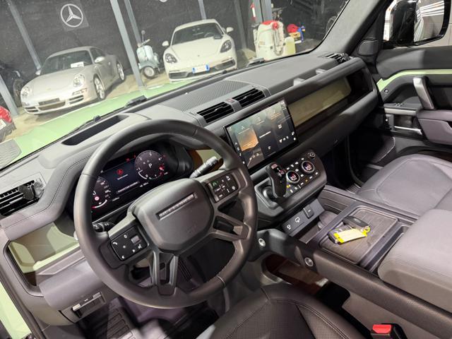 LAND ROVER Defender 75 TH LIMITED EDITION LISTINO 122000?