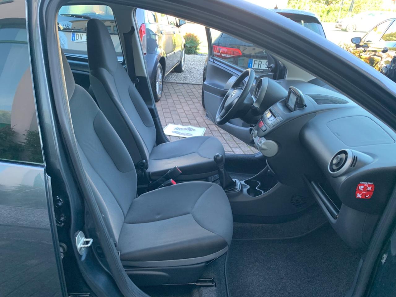 Toyota Aygo 1.0 12V VVT-i 5 porte Lounge Connect