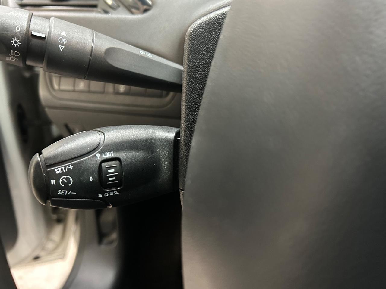 Peugeot 208 1.4 HDI 68cv 5porte Allure neopatentati