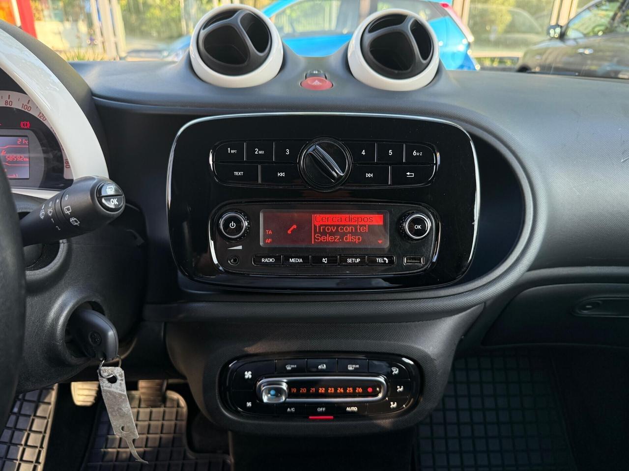 Smart ForTwo 1.0 Benz 70 CV Prime
