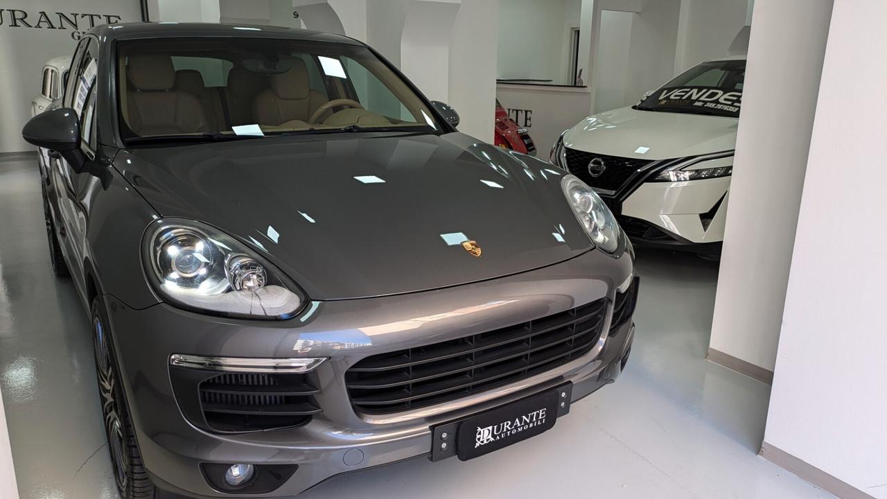 Porsche Cayenne 3.0 Diesel solo 139.000km