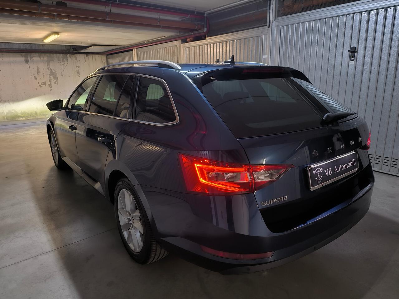 Skoda Superb 2.0 TDI EVO 150 CV SCR DSG Wagon Executive