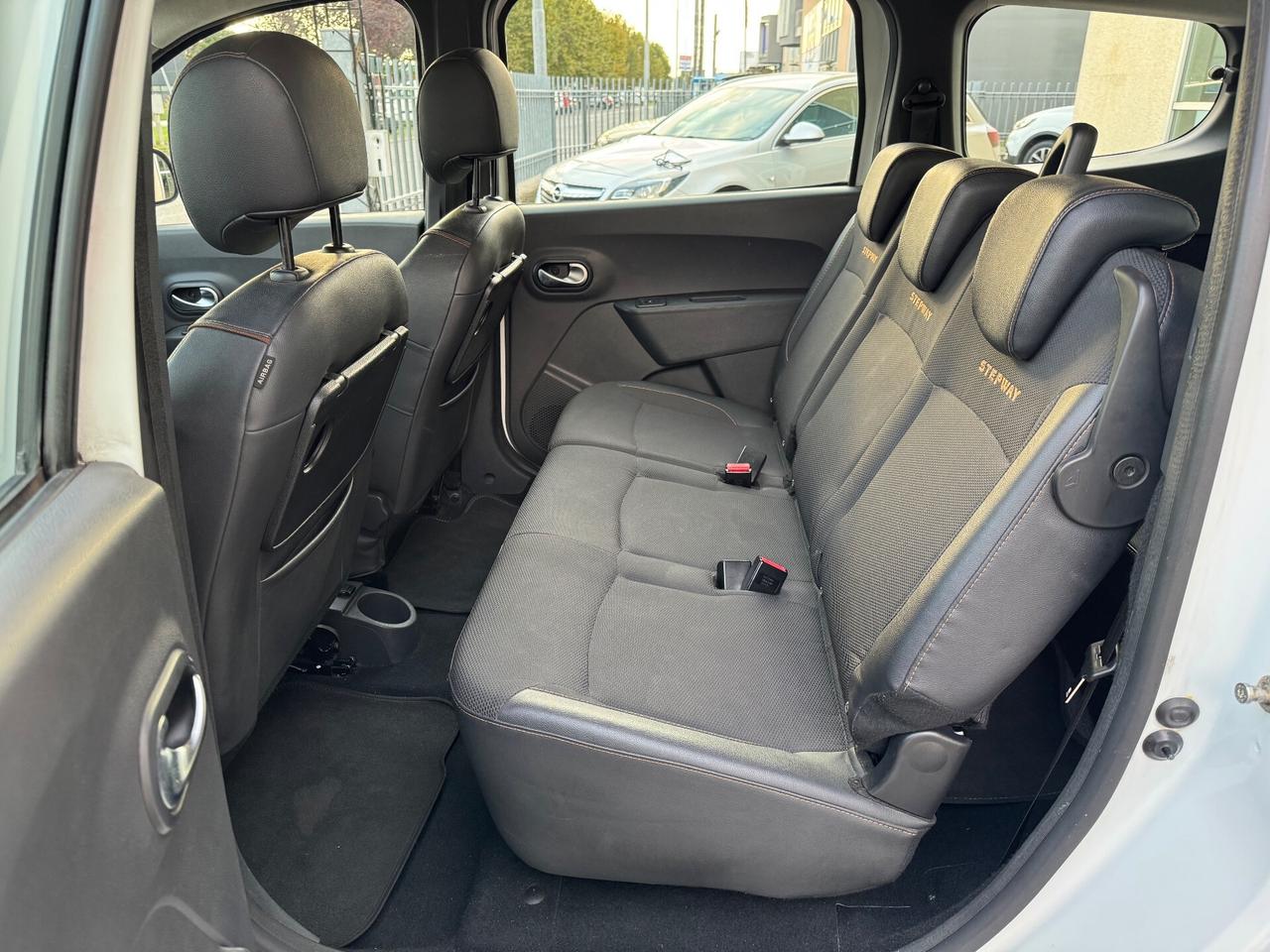 Dacia Lodgy Stepway 1.6 100 CV S&S GPL 7 posti