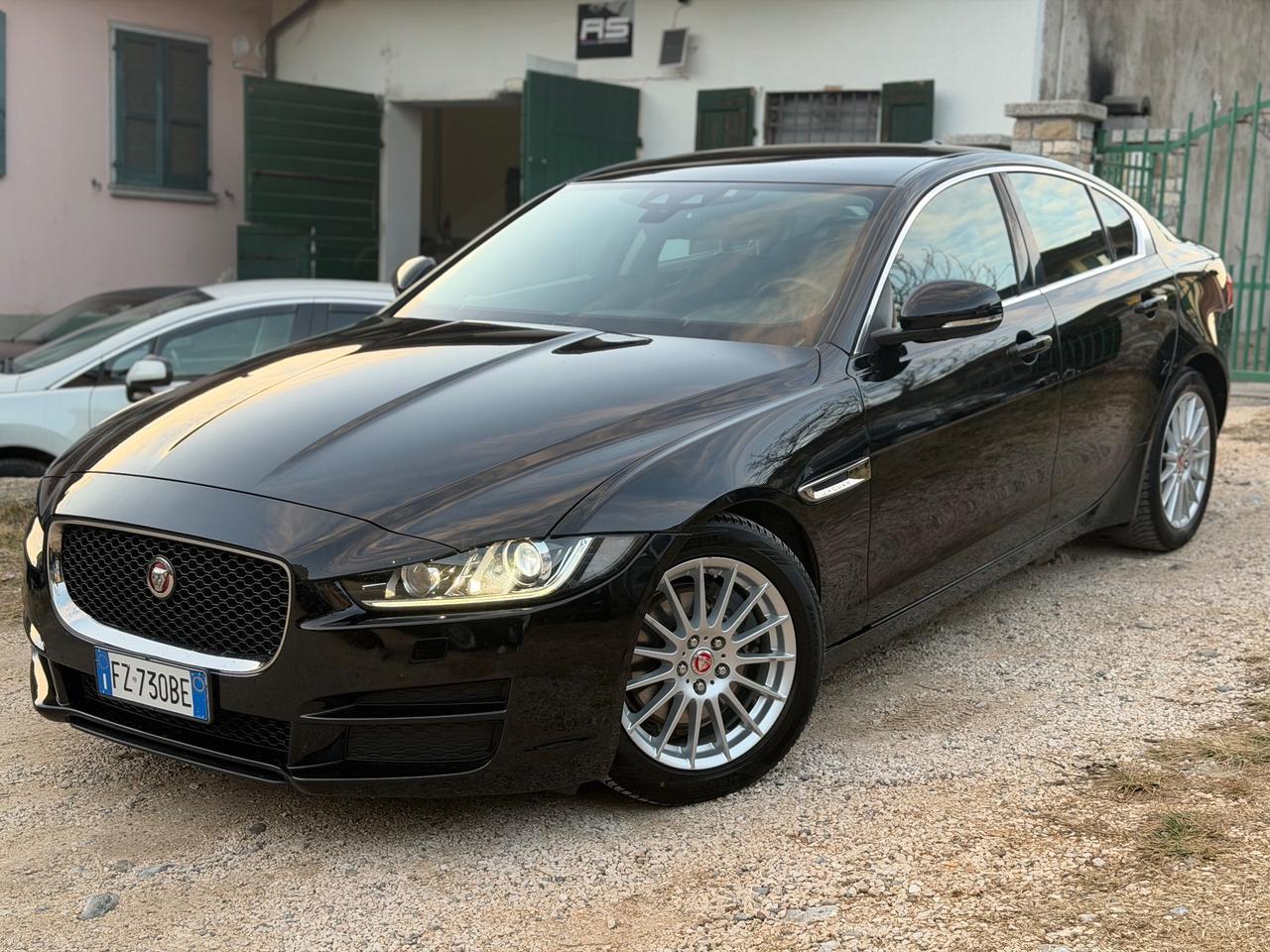 Jaguar XE 2.0 D PRESTIGE KMCERT UNICOPR FULLED