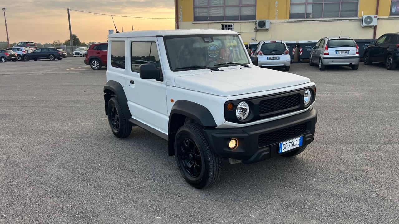 Suzuki Jimny 1.5 5MT PRO (N1)