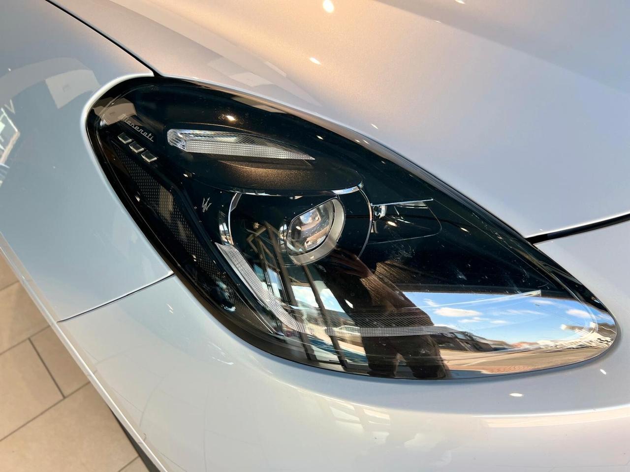 Maserati Grecale MHEV 330 CV AWD Modena