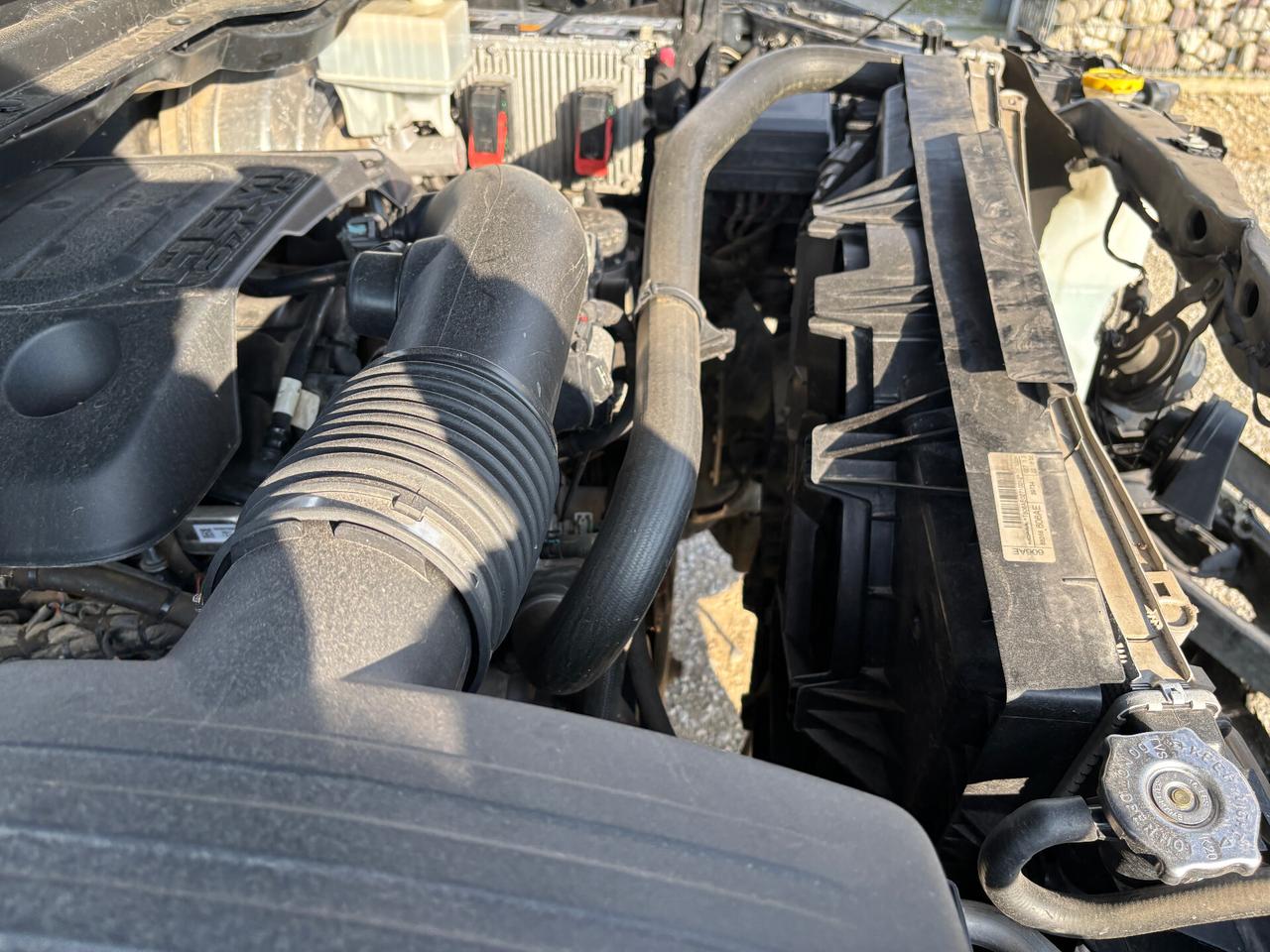 Dodge RAM 5.7 motore emi