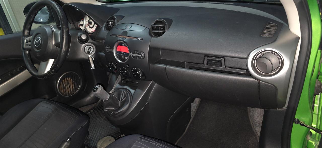 Mazda 2 Mazda2 1.3 16V 75CV 5p. Easy