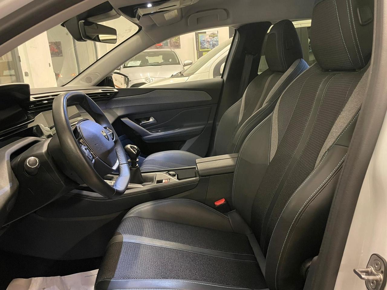 Peugeot 308 1.2 PureTech Turbo 130 S&S Allure Pack