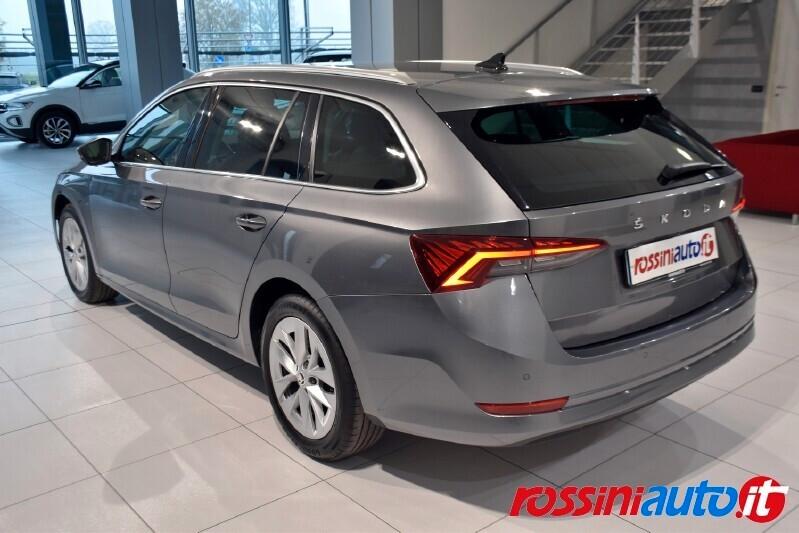 SKODA OCTAVIA WAGON 2.0 TDI 150 CV DSG STYLE REARVIEW + NAVI V