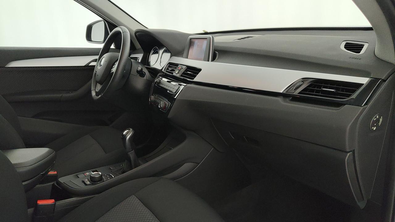 BMW X1 F48 - X1 sdrive18i 140cv
