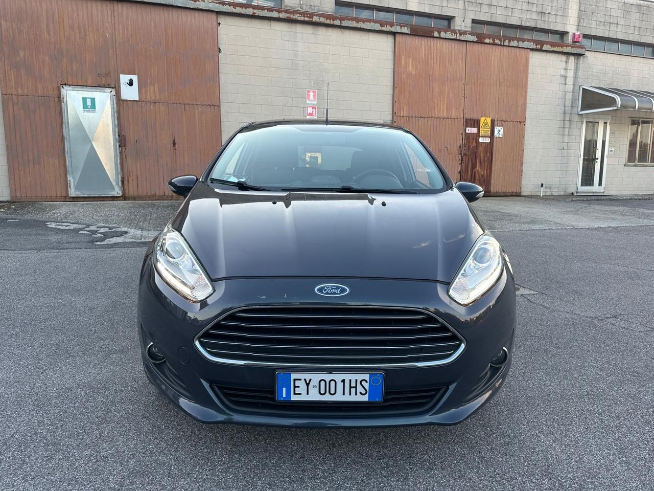 Ford Fiesta 1.5 TDCi 75CV 5 porte Neopatentati