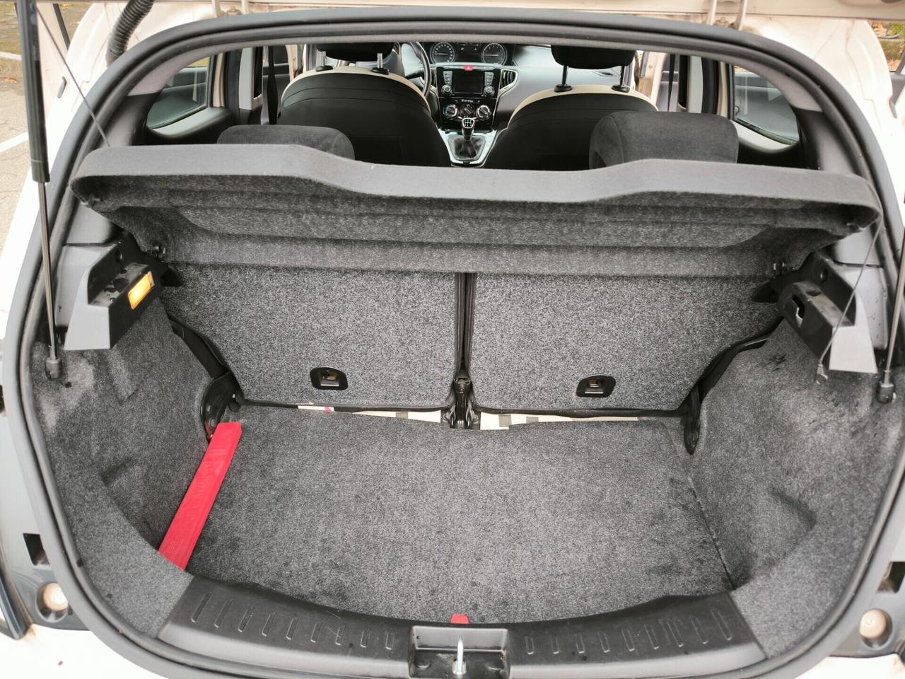 Lancia Ypsilon 1.2 69 CV 5 porte Platinum