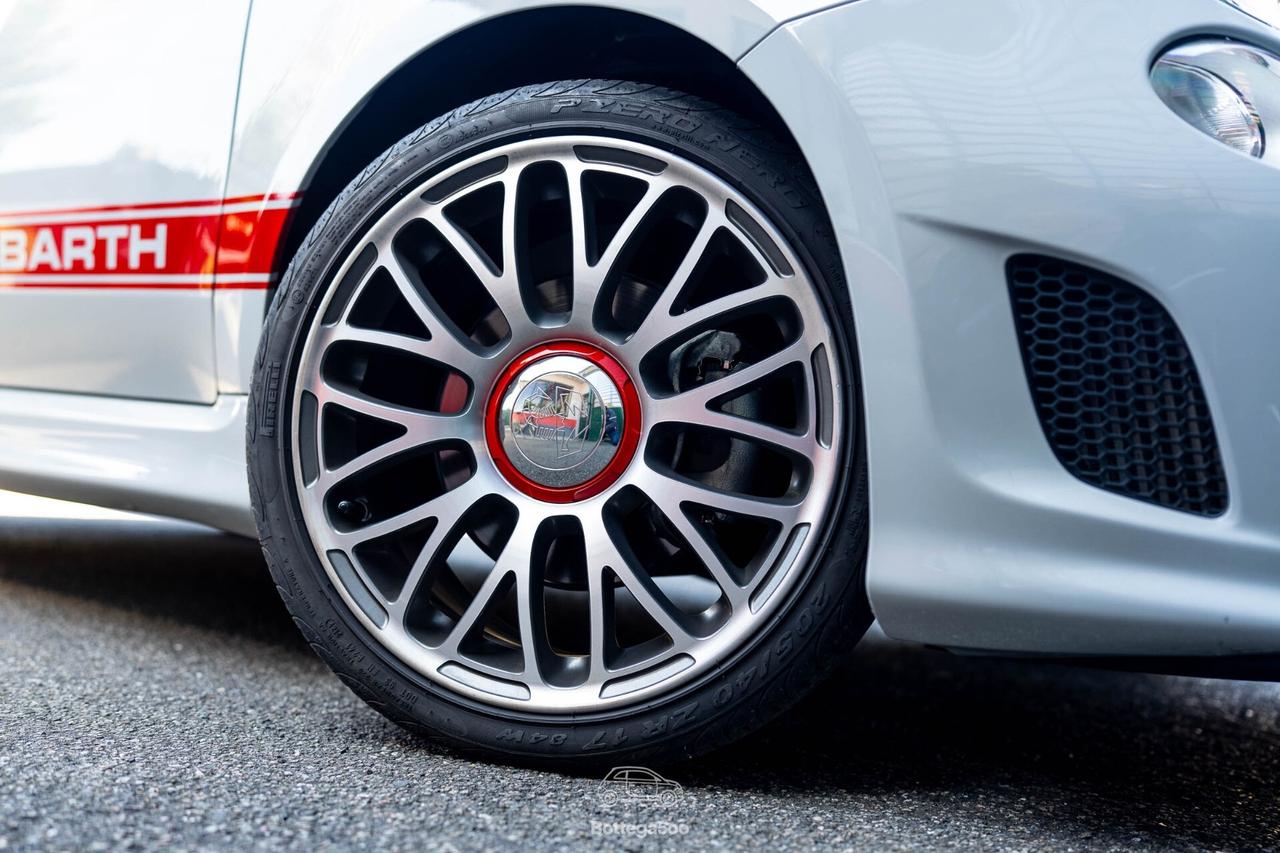 Abarth 500 1.4 Turbo T-Jet Custom