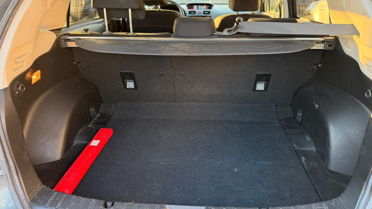 Subaru XV 2.0D Unlimited 6MT MY 16