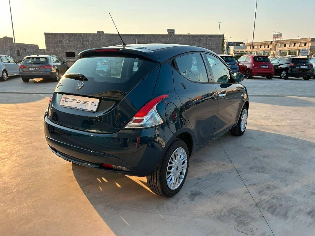 Lancia Ypsilon 1.3 mjt Silver s&s 95cv