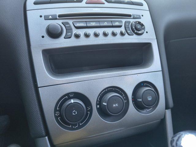 PEUGEOT 308 1.6 HDi 110CV Tecno 2-Tronic Automatica