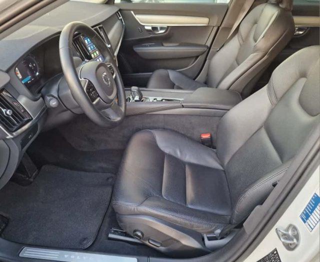 VOLVO V90 Cross Country B4 (d) AWD automatico Core IVA ESPOSTA