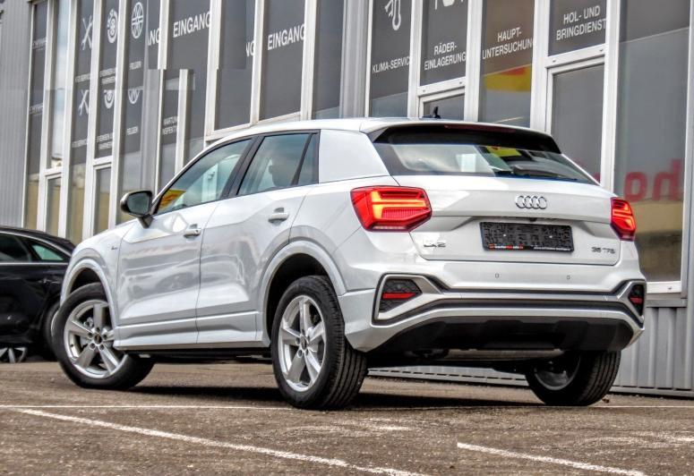 Audi Q2 35 1.5 tfsi S line edition s-tronic
