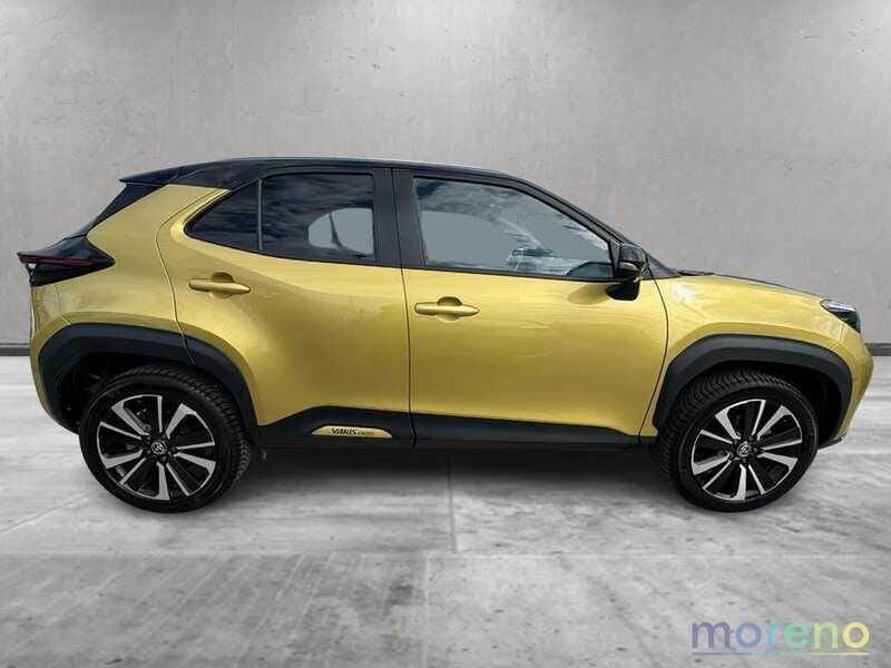 Toyota Yaris Cross 1.5h Premiere awd-i 116cv e-cvt