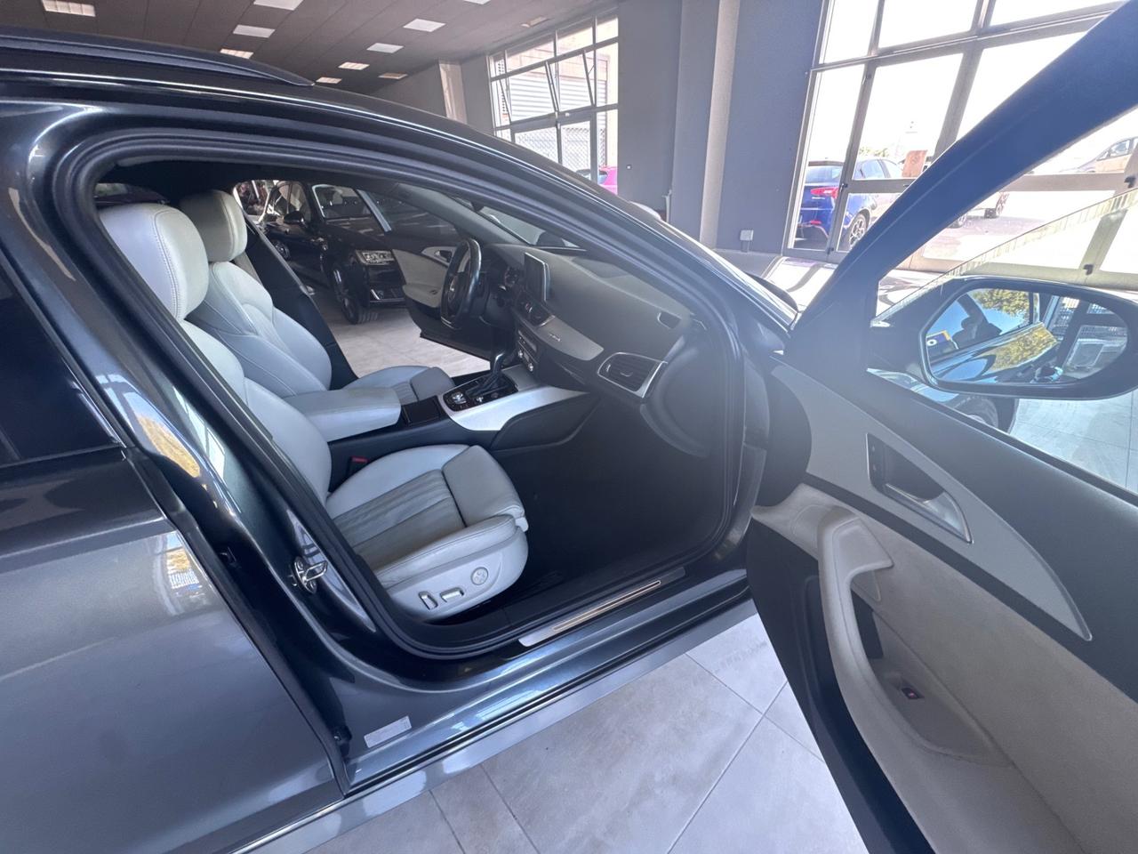 AUDI A6 AVANT 2.0 TDI QUATTRO SLINE STRONIC