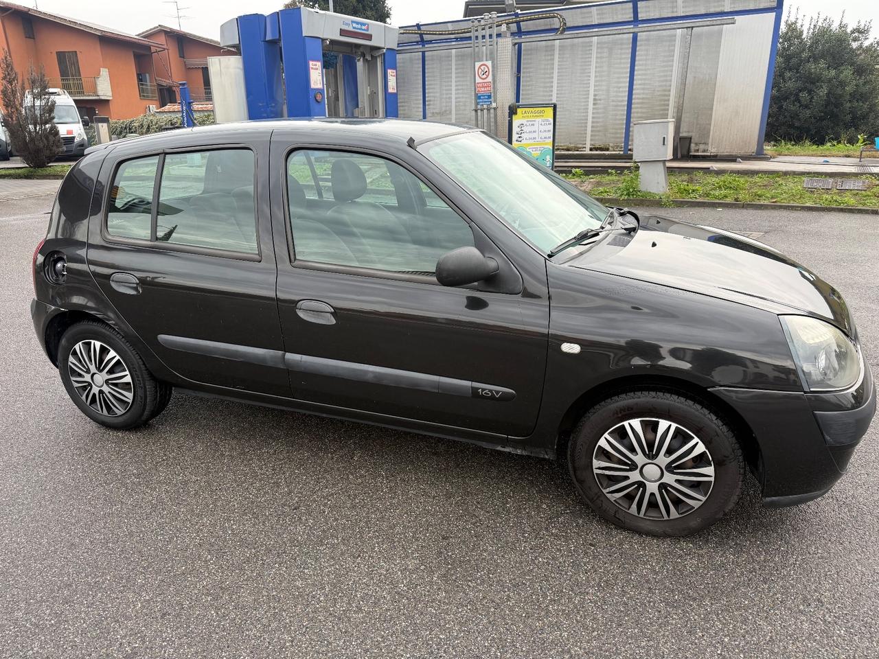Renault Clio 1.2 16V cat 5 porte Luxe Privilège