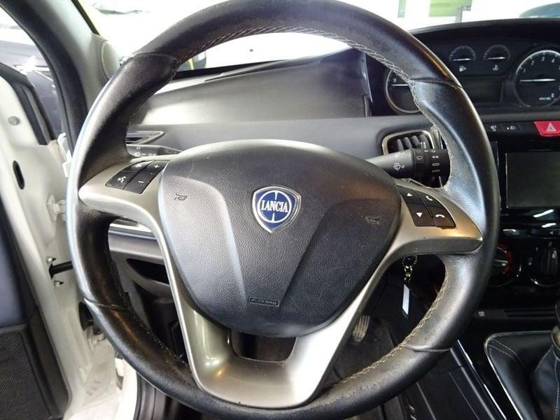 Lancia Ypsilon Ypsilon 1.2 69 CV 5 porte Mya