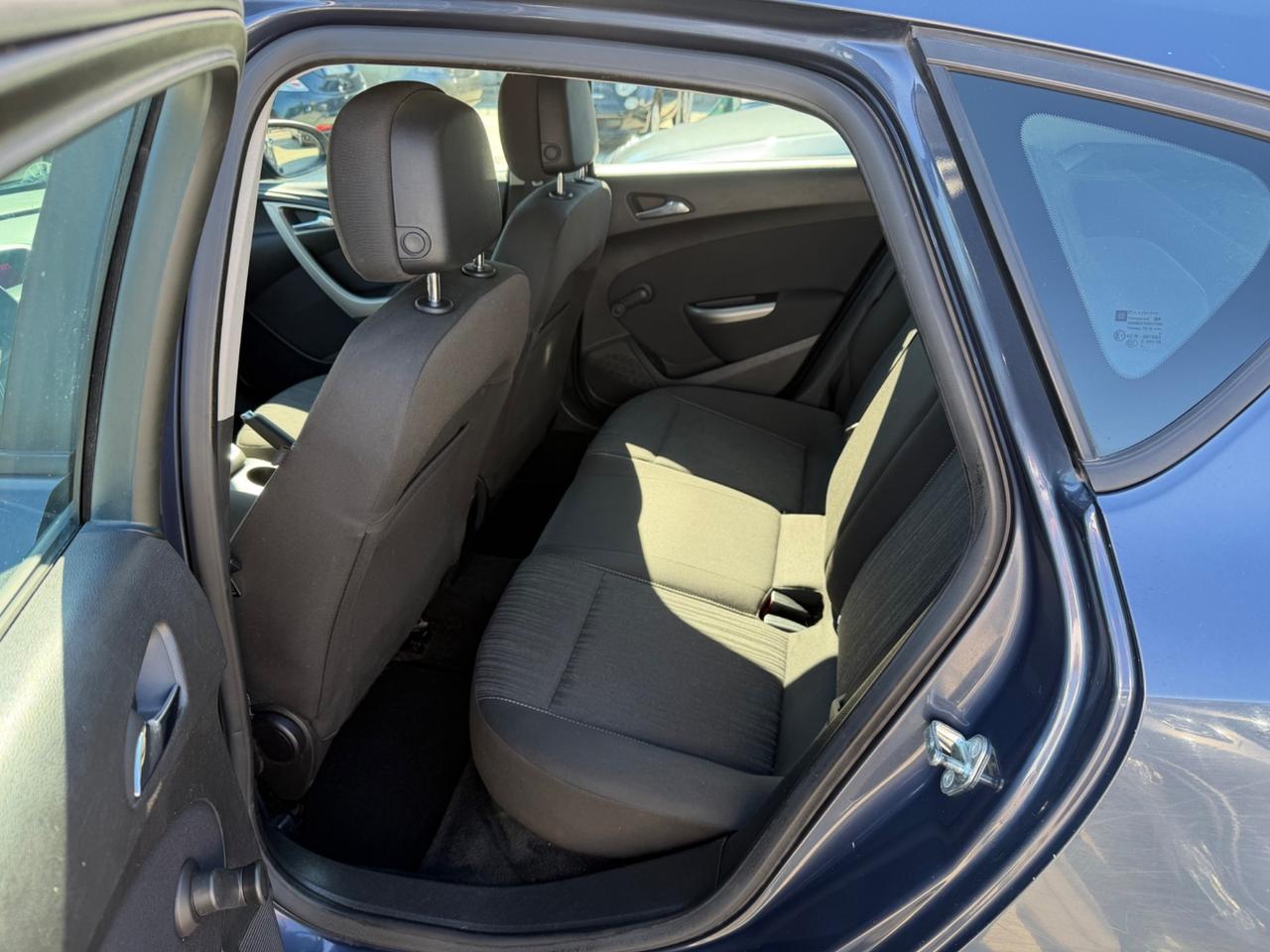 Opel Astra 1.7 CDTI 110CV 5 porte Cosmo / 174.000KM