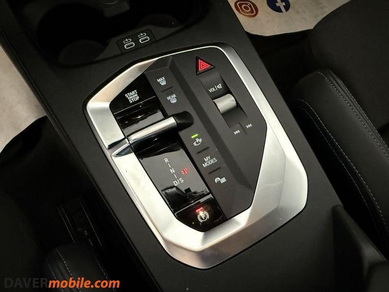BMW Serie 1 120 48V MSport auto