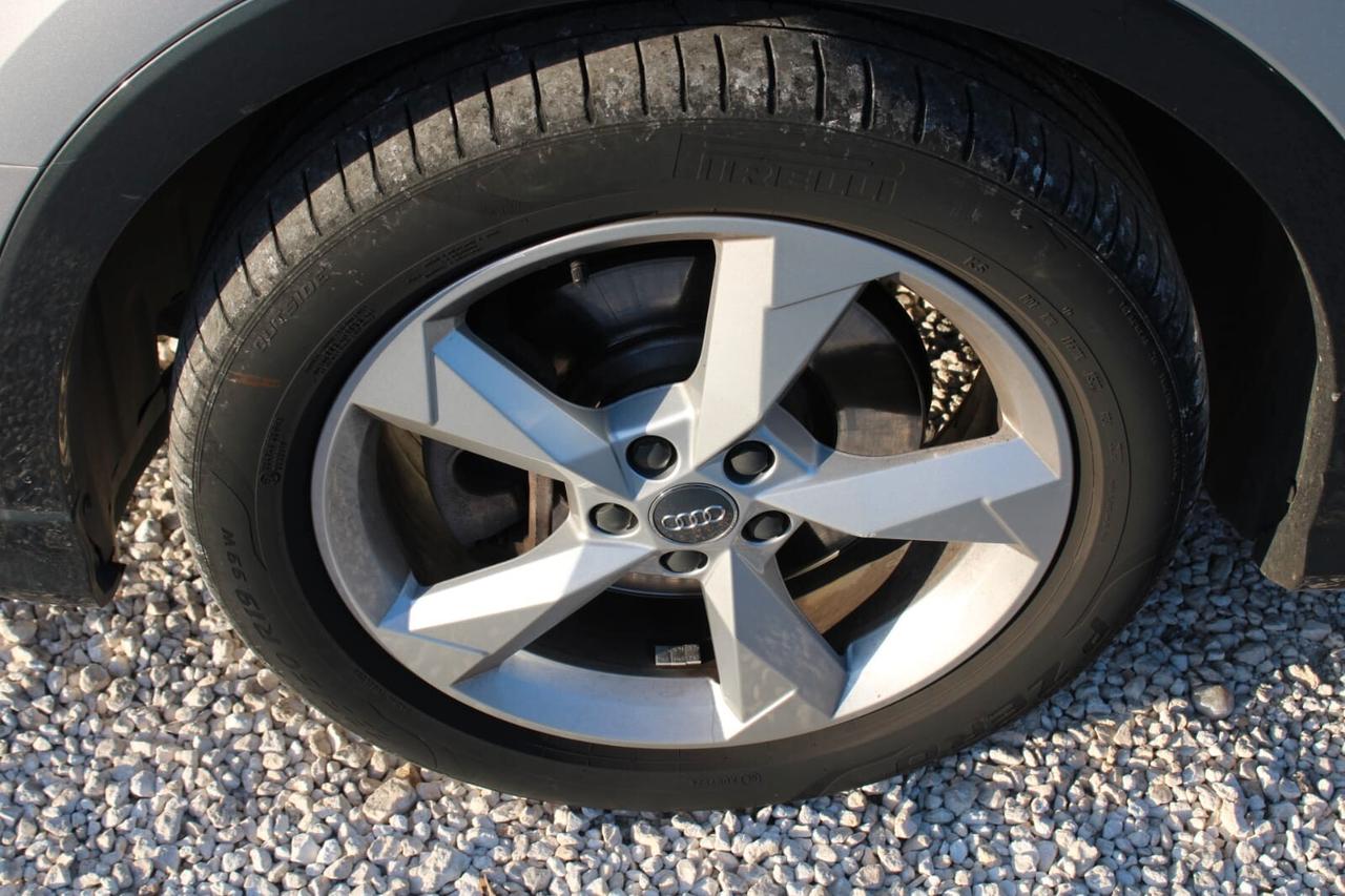 Audi Q3 SPB Tua A SOLI 407€ al mese Anticipo Zero