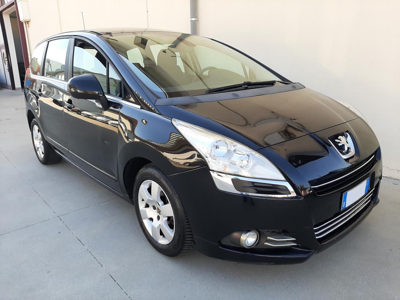 Peugeot 5008 1.6 HDi 112CV Active