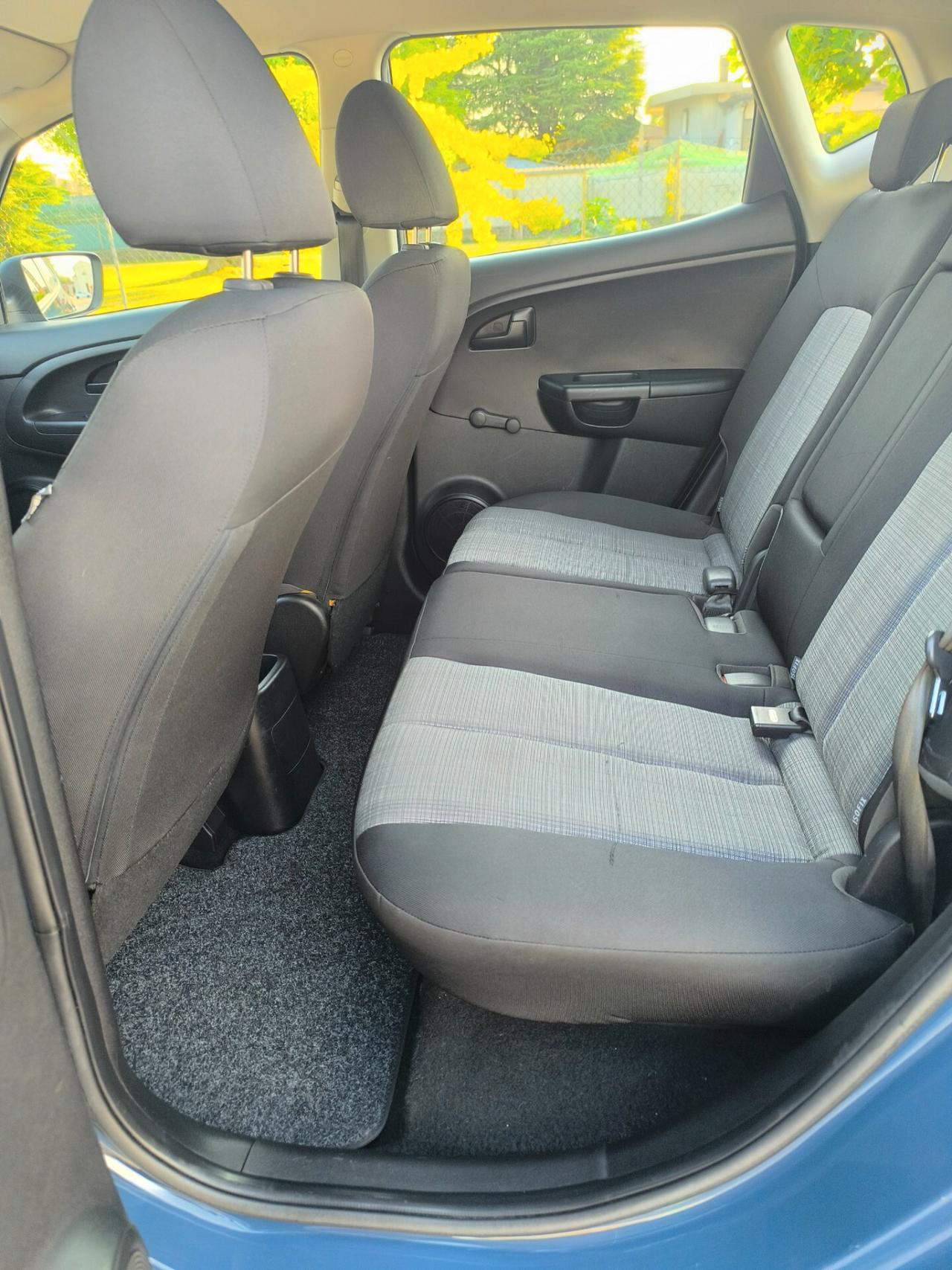 Kia Venga 1.4 benzina neopatentati 4 porte economic