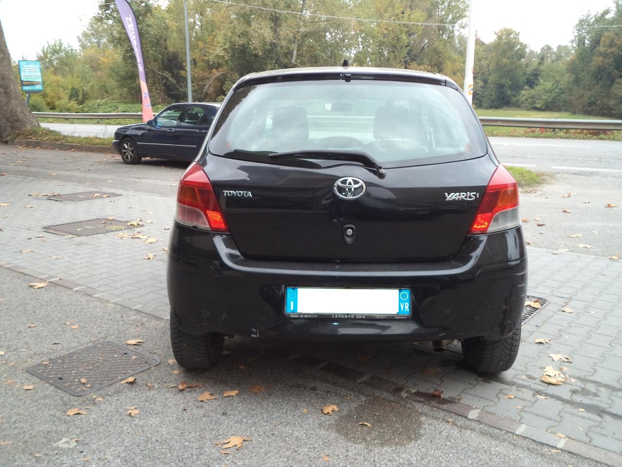 Toyota Yaris 1.4 D-4D DPF 5 porte M-MT Sol OK NEOPATENTATI